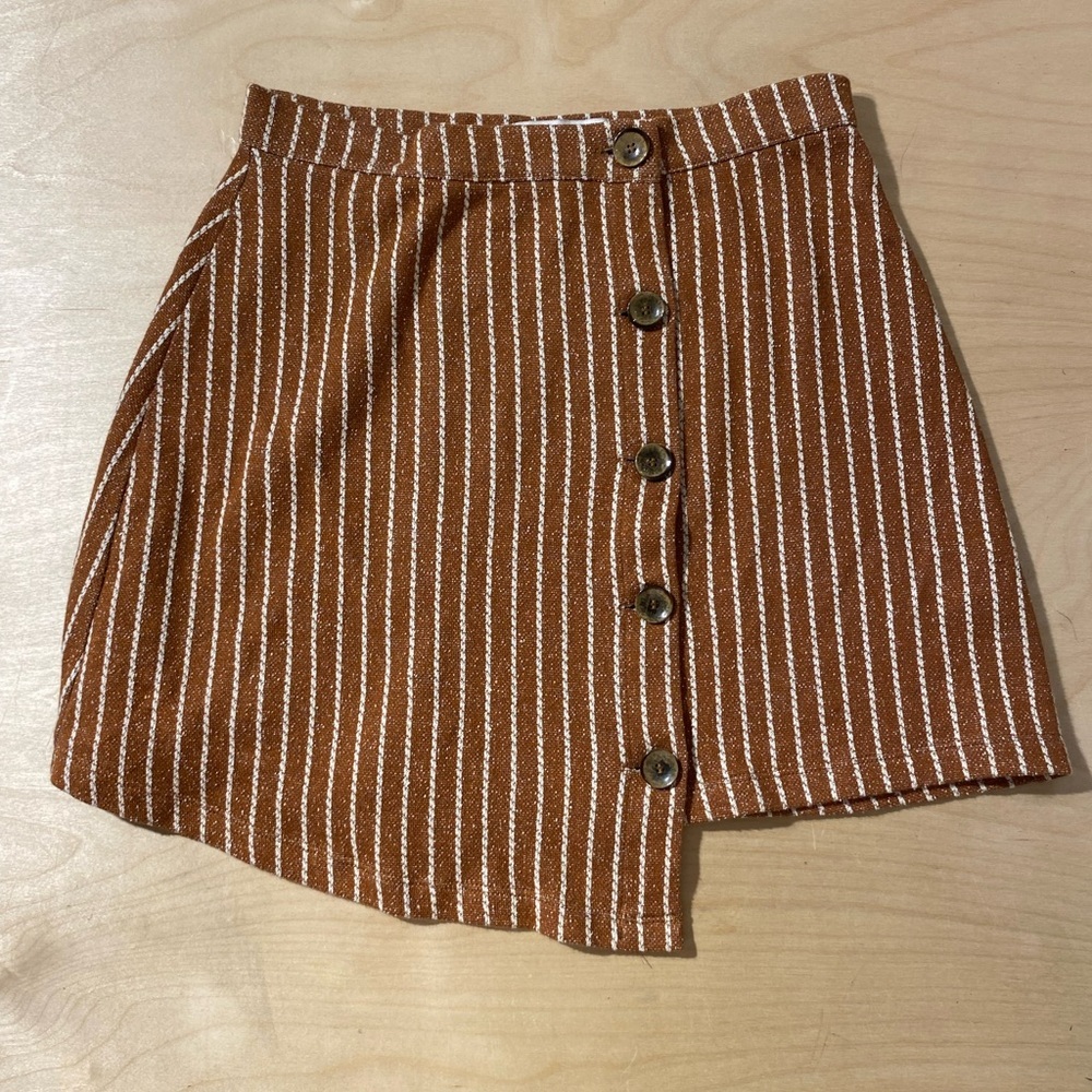 Urban Outfitters Brown Striped Mini Skirt
Medium (GW) - Picture 2 of 9